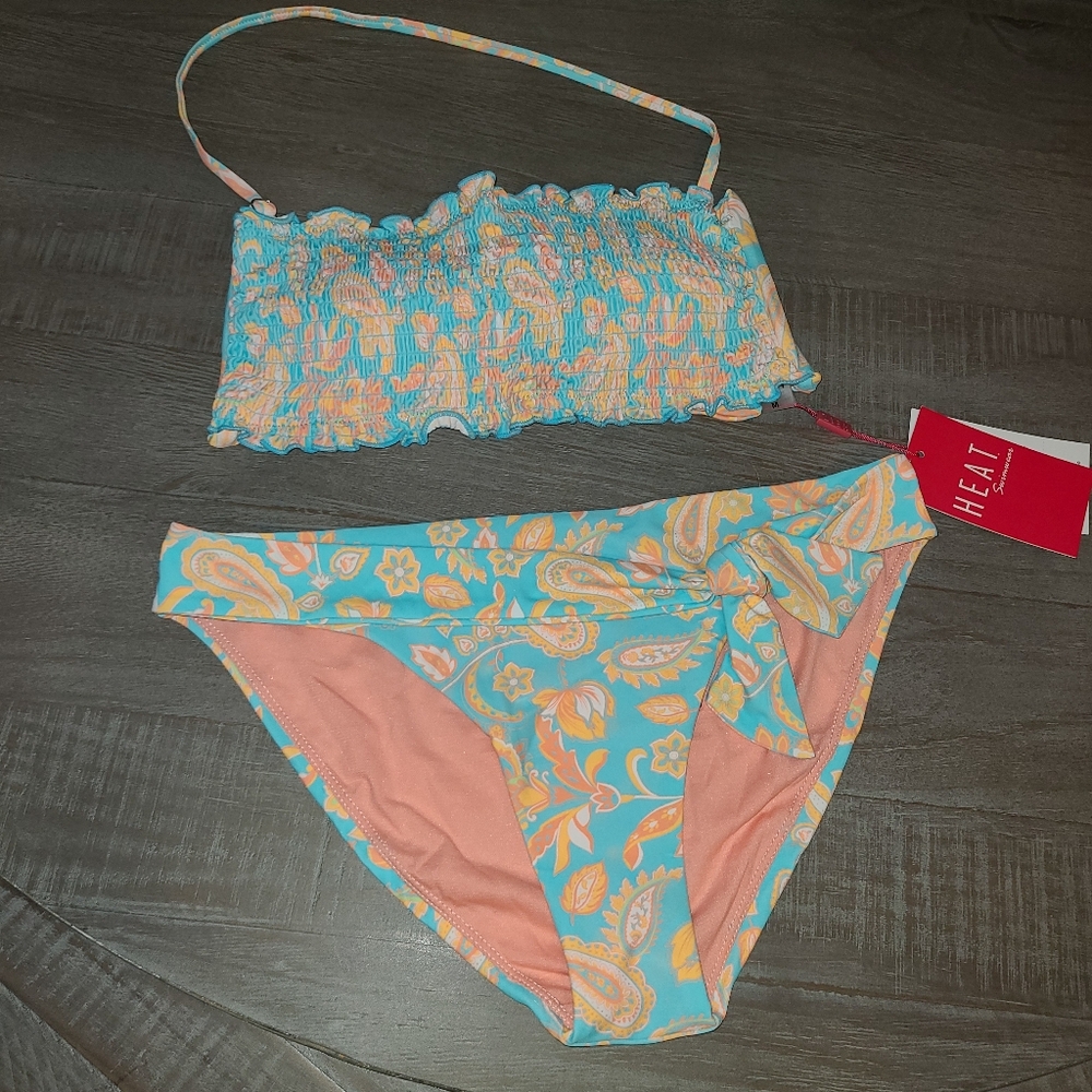 HEAT 2-piece Swimwear Bella Bikini - size M